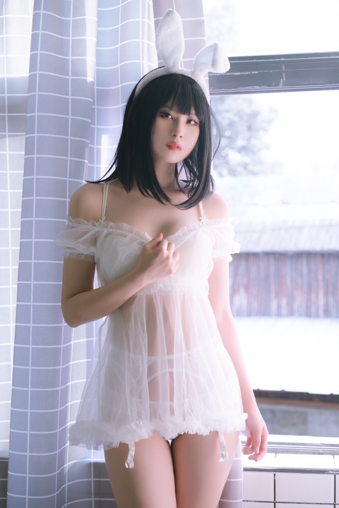田璐璐 NO.007 浪漫白兔.jpg 田璐璐 NO.007 浪漫白兔.jpg